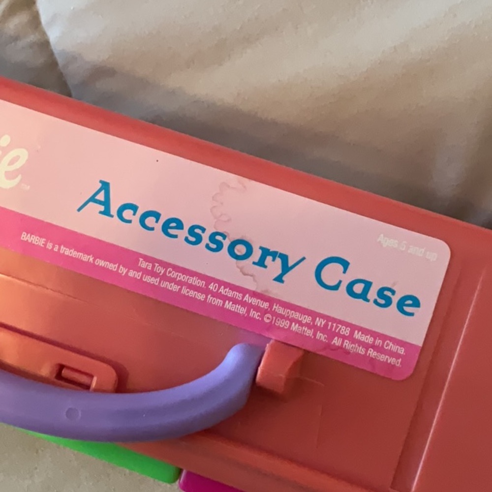Barbie Accessory Case - Picture 2 of 14